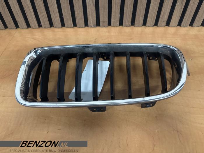 Begagnade Grill BMW 3-Serie Pris € 25,00 Marginaltabell erbjuds av Benzon Autodemontage