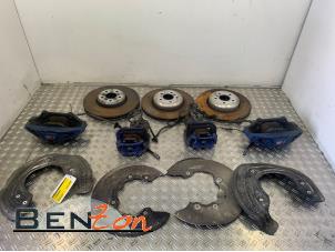Used Rear brake calliper, left BMW 3 serie (G20) 320d 2.0 TwinPower Turbo 16V Price on request offered by Benzon Autodemontage