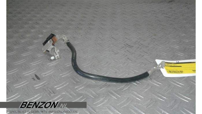 Używane Biegun akumulator BMW X5 (E70) Cena na żądanie oferowane przez Benzon Autodemontage