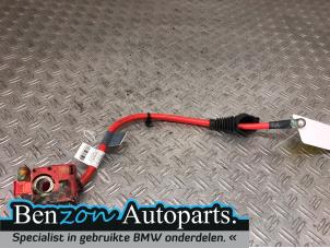 Used Battery pole BMW 633 Price on request offered by Benzon Autodemontage
