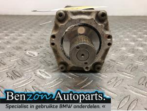 Used Electric power steering unit BMW 3 serie Touring (F31) Price on request offered by Benzon Autodemontage