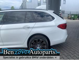 Used Rear side panel, left BMW 520 Price on request offered by Benzon Autodemontage