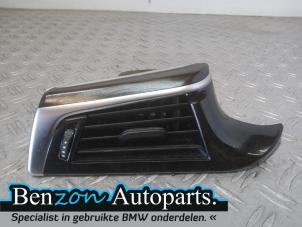 Used Dashboard vent BMW 5-Serie Price on request offered by Benzon Autodemontage