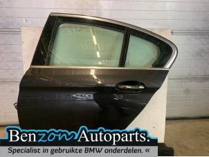 Używane Drzwi lewe tylne wersja 4-drzwiowa BMW 5-Serie Cena na żądanie oferowane przez Benzon Autodemontage