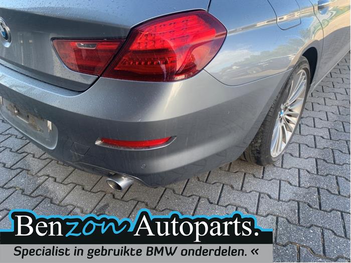Parachoques trasero de un BMW 6 serie Gran Coupe (F06) 640d 24V 2012