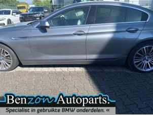 Usados Faldón lateral izquierda BMW 6 serie Gran Coupe (F06) 640d 24V Precio de solicitud ofrecido por Benzon Autodemontage