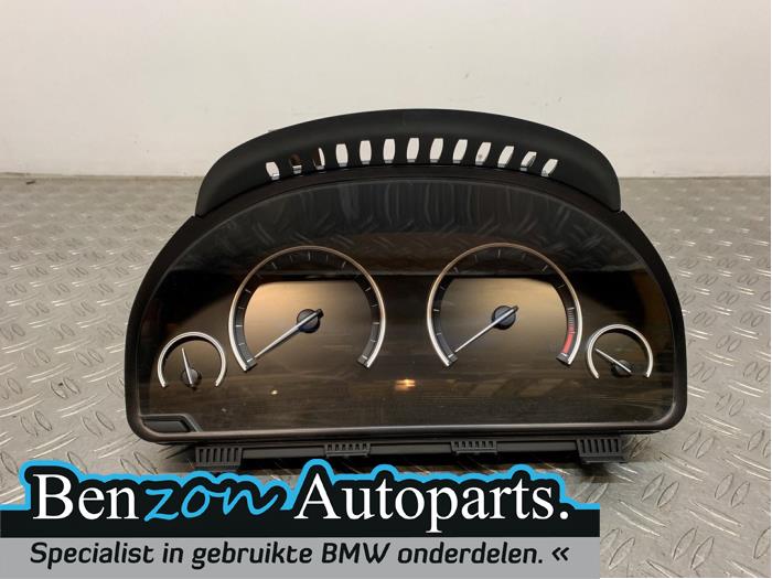 Instrumentenbrett van een BMW 6-Serie 2011