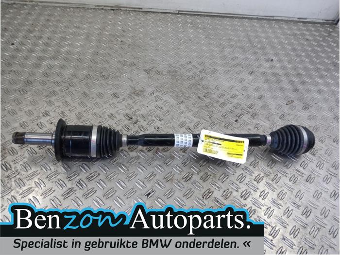 Drive shaft, rear right from a BMW X2 (F39) M35i 2.0 16V Twin Power Turbo 2019
