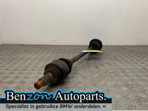 Used Drive shaft, rear right BMW 3 serie Touring (F31) Price € 100,00 Margin scheme offered by Benzon Autodemontage