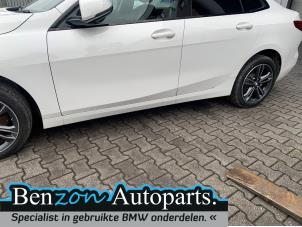Used Side skirt, left BMW 2-Serie Price on request offered by Benzon Autodemontage