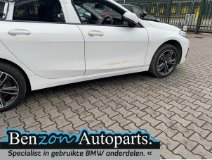 Usados Faldón lateral derecha BMW 2-Serie Precio de solicitud ofrecido por Benzon Autodemontage