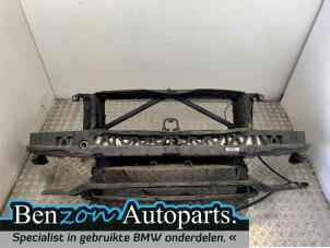 Usados Panel frontal BMW 3 serie Touring (F31) Precio € 550,00 Norma de margen ofrecido por Benzon Autodemontage