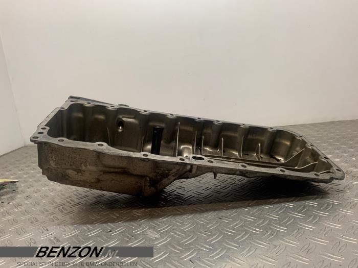 Usagé Couvercle carter BMW 3-Série Prix sur demande proposé par Benzon Autodemontage