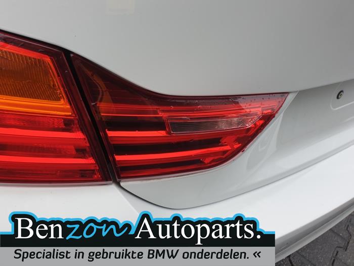 Feu arrière gauche d'un BMW 4-Serie 2014