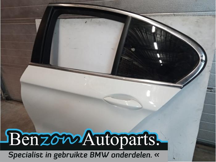 Rear door 4-door, left from a BMW 5-Serie 2013