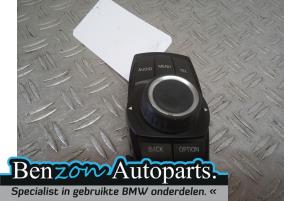 Usados Panel de control de radio BMW 1-Serie Precio de solicitud ofrecido por Benzon Autodemontage