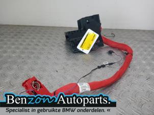 Używane Biegun akumulator BMW X3 Cena na żądanie oferowane przez Benzon Autodemontage