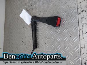 Used Front seatbelt buckle, right BMW 3-Serie Price on request offered by Benzon Autodemontage