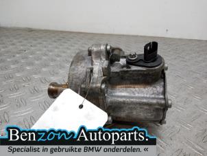 Used Vacuum pump (petrol) BMW 3-Serie Price on request offered by Benzon Autodemontage