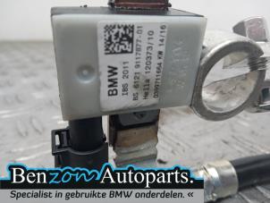 Usagé Borne de batterie BMW 1-Série Prix sur demande proposé par Benzon Autodemontage