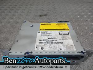 Used CD player BMW 3 serie (F30) 320d 2.0 16V EfficientDynamicsEdition Price on request offered by Benzon Autodemontage