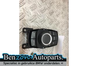 Used Radio control panel BMW 3 serie (F30) 320d 2.0 16V EfficientDynamicsEdition Price on request offered by Benzon Autodemontage
