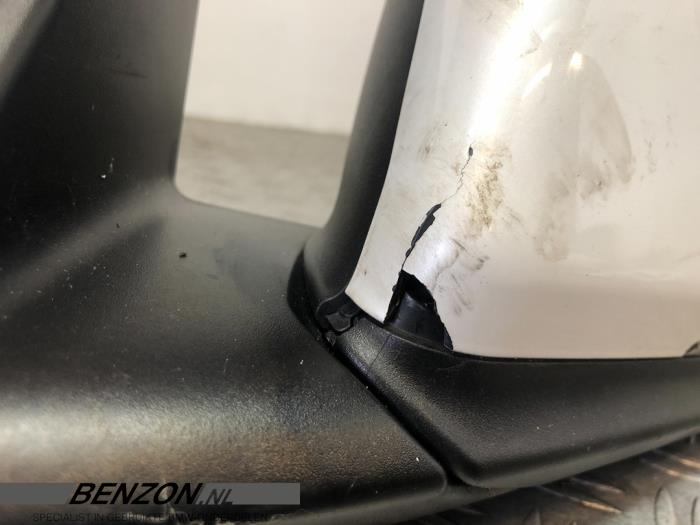 Wing mirror, left BMW X1 sDrive 18d 2.0 16V - 51167459789