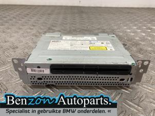 Usados Reproductor de CD BMW 1-Serie Precio de solicitud ofrecido por Benzon Autodemontage