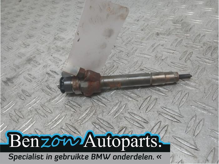 Injector (diesel) from a BMW 3-Serie 2012