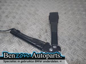Usagé Attache ceinture avant gauche BMW 1-Série Prix sur demande proposé par Benzon Autodemontage