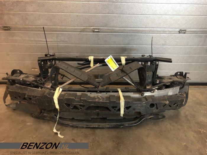 Begagnade Front BMW 5 serie Touring (F11) M550d xDrive 24V Pris på förfrågan erbjuds av Benzon Autodemontage