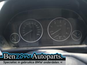 Used Odometer KM BMW 3 serie (F30) 316d 2.0 16V Price on request offered by Benzon Autodemontage