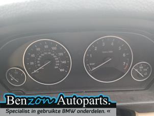 Used Odometer KM BMW 3 serie (F30) 320i 2.0 16V Price on request offered by Benzon Autodemontage