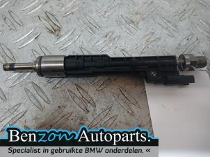 Used Injector (petrol injection) BMW 5-Serie Price on request offered by Benzon Autodemontage