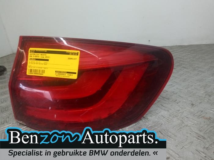 Taillight, right from a BMW 5 serie Touring (F11) 525d xDrive 16V 2012