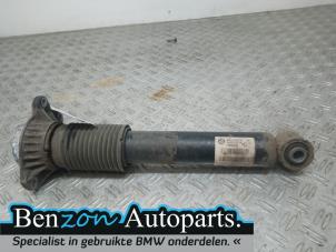 Used Rear shock absorber, right BMW 5 serie Touring (F11) 525d xDrive 16V Price on request offered by Benzon Autodemontage