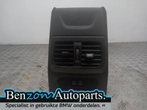 Used Luchtrooster achter BMW 1 serie (F40) 118i 1.5 TwinPower 12V Price on request offered by Benzon Autodemontage