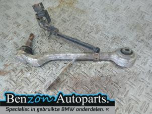 Used Rear wishbone, left BMW 3-Serie Price on request offered by Benzon Autodemontage