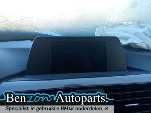 Used Navigation set BMW 3 serie Touring (F31) 320d 2.0 16V Price on request offered by Benzon Autodemontage