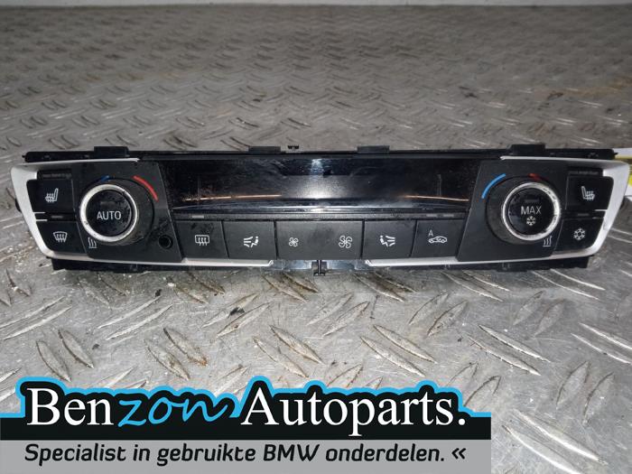 Heater control panel from a BMW 3 serie (F30) 320i 2.0 16V 2012