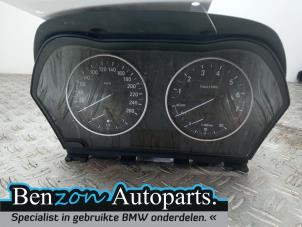 Używane Licznik kilometrów KM BMW 1 serie (F20) 116i 1.5 12V Cena na żądanie oferowane przez Benzon Autodemontage