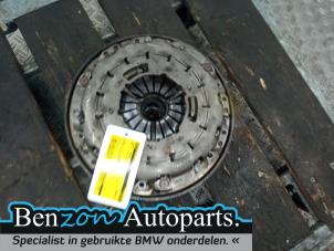 Used Dual mass flywheel BMW X3 (F25) xDrive20d 16V Price on request offered by Benzon Autodemontage