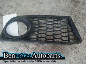 Usagé Pare-chocs grille BMW 1 serie (F20) 118i 1.6 16V Prix sur demande proposé par Benzon Autodemontage
