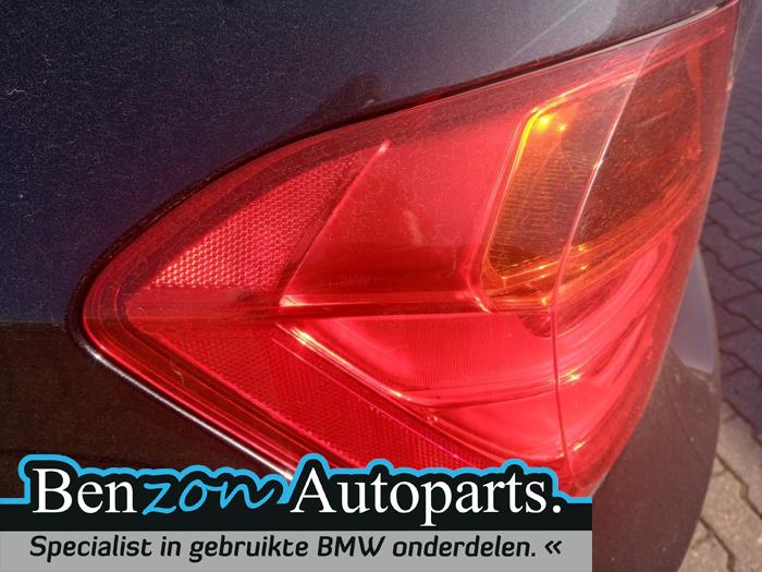 Taillight, left from a BMW 3 serie (F30) 320d 2.0 16V EfficientDynamicsEdition 2013