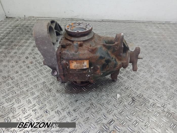 Used Rear differential BMW 1 serie (E82) 118d 16V Price € 300,00 Margin scheme offered by Benzon Autodemontage