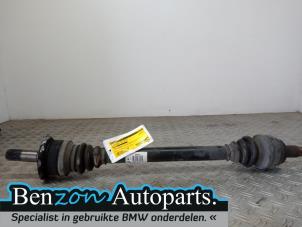 Used Drive shaft, rear left BMW 5 serie (F10) 530i 24V Price on request offered by Benzon Autodemontage