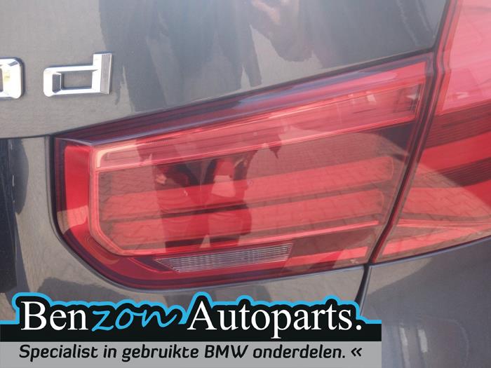 Feu arrière droit d'un BMW 3 serie (F30) 330d xDrive 3.0 24V Performance Power Kit 2017