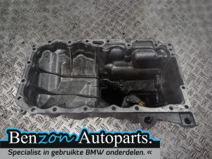 Used Sump gasket BMW 324 Price on request offered by Benzon Autodemontage