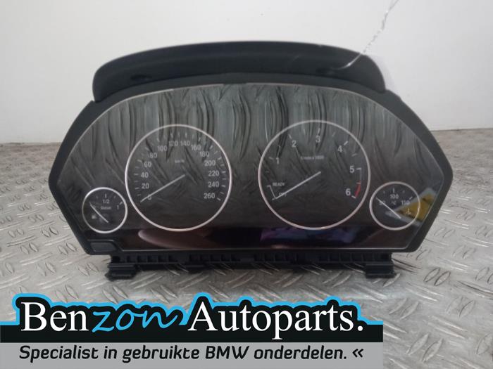 Odometer KM from a BMW 3 serie (F30) 330d xDrive 3.0 24V Performance Power Kit 2017