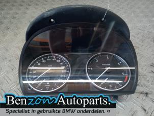 Used Odometer KM BMW 3 serie Touring (E91) 318d 16V Price on request offered by Benzon Autodemontage